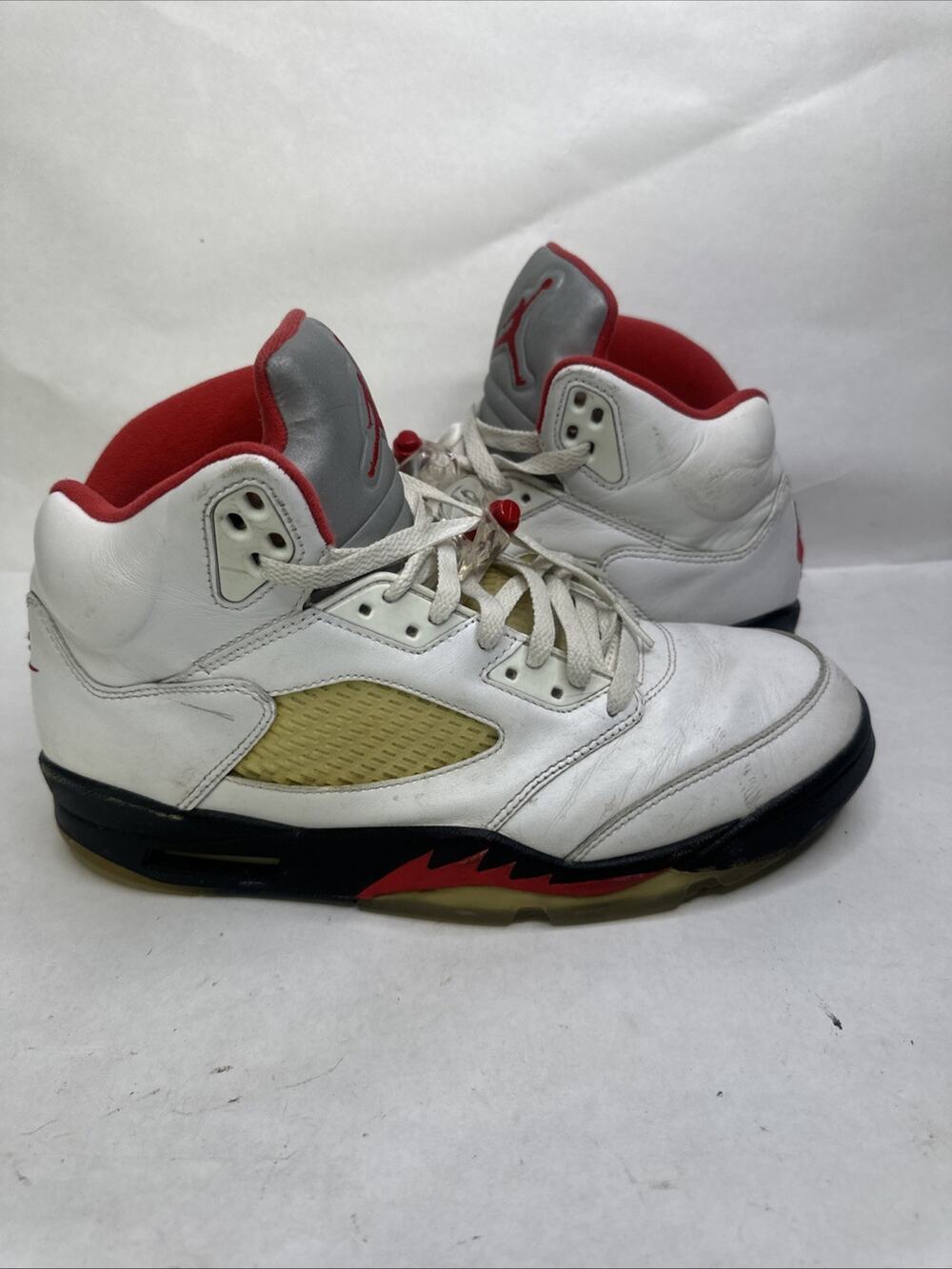 Nike Air Jordan 5 Retro 'Fire Red’ Men's Size 10.5 Leather Sneakers 136027-100